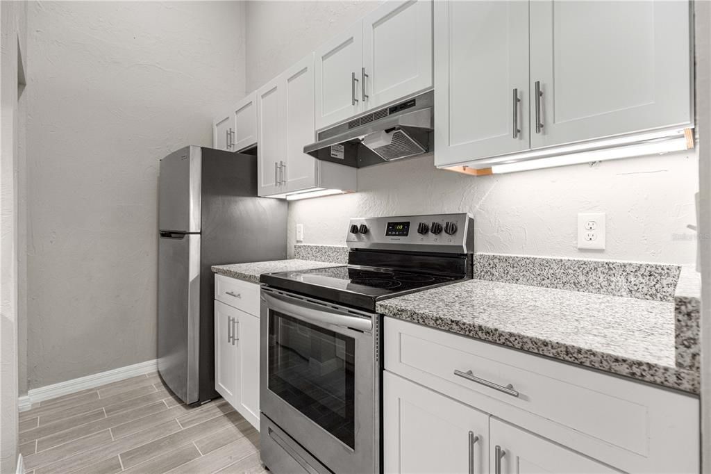 На продажу: $699,999 (8 спален, 0 ванн, 3913 Квадратных фут)