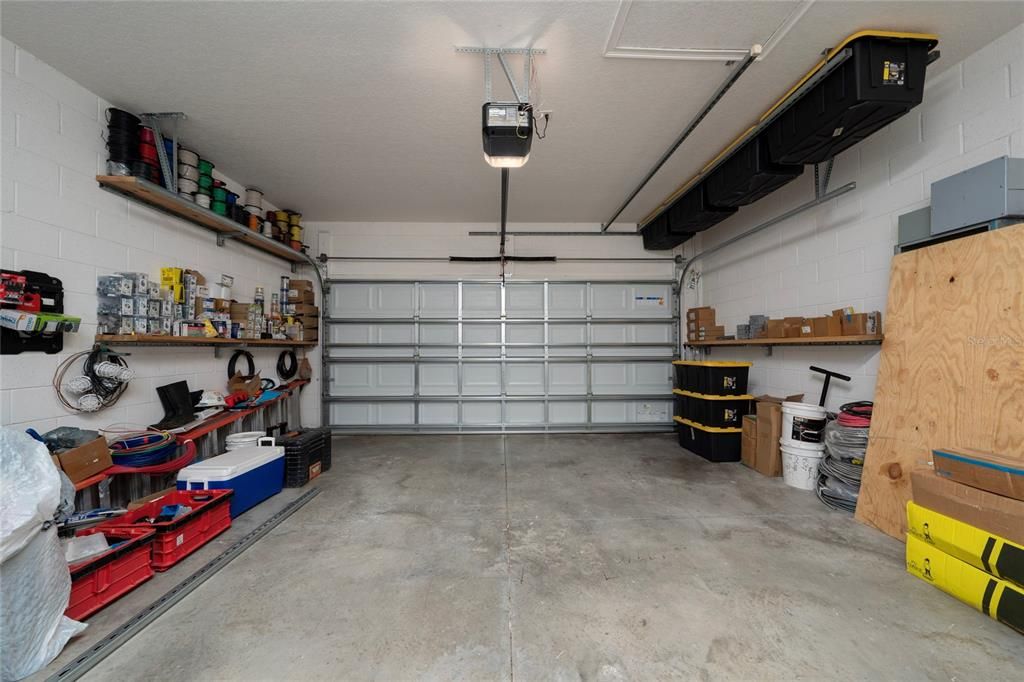 En Venta: $449,990 (4 camas, 3 baños, 2408 Pies cuadrados)