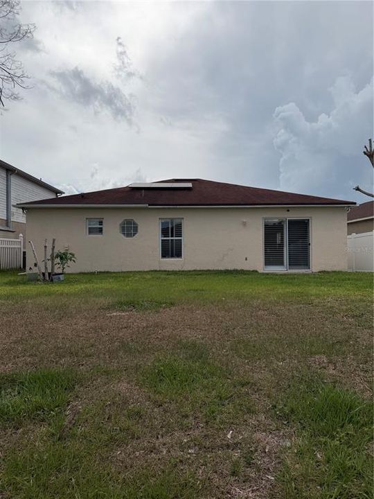 En Venta: $410,000 (4 camas, 2 baños, 1874 Pies cuadrados)