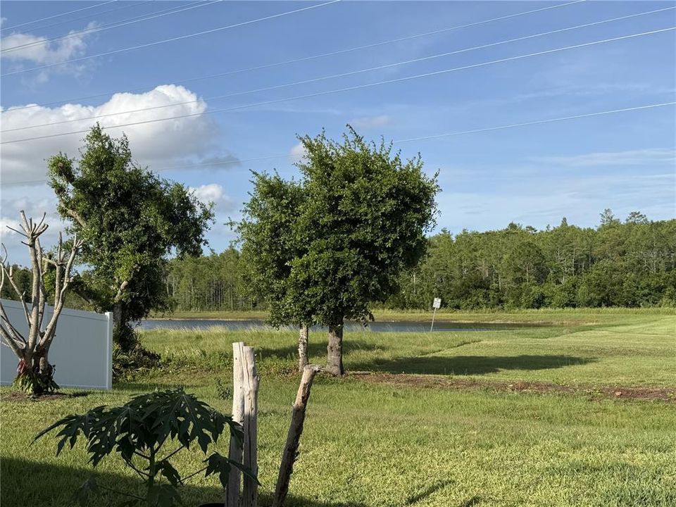 En Venta: $410,000 (4 camas, 2 baños, 1874 Pies cuadrados)