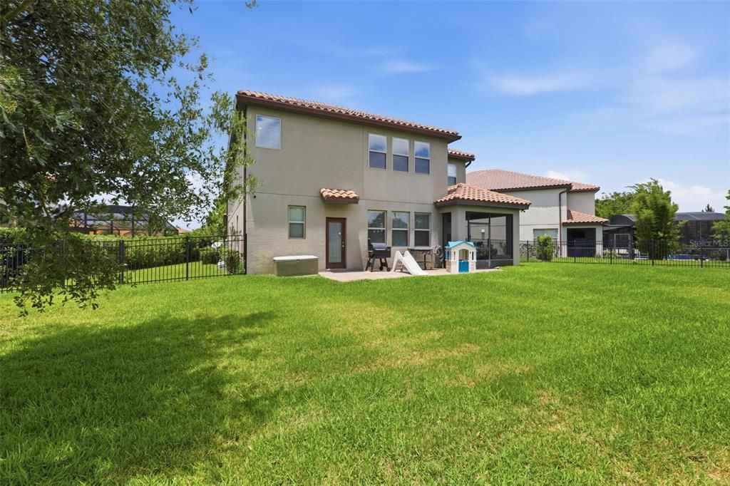 For Sale: $639,999 (5 beds, 3 baths, 3549 Square Feet)