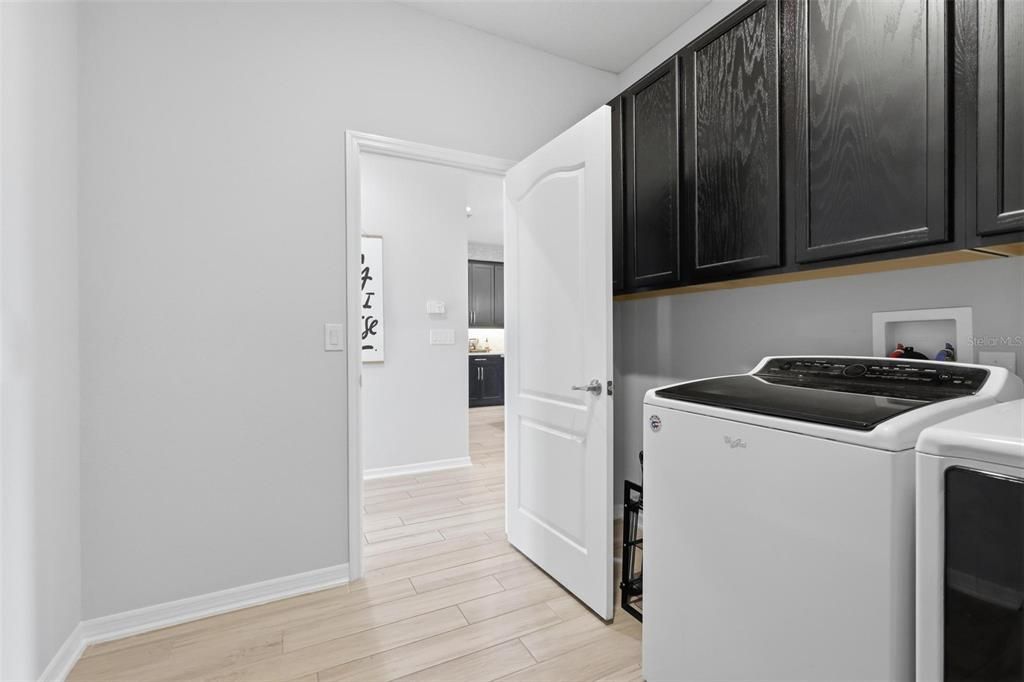 For Sale: $639,999 (5 beds, 3 baths, 3549 Square Feet)
