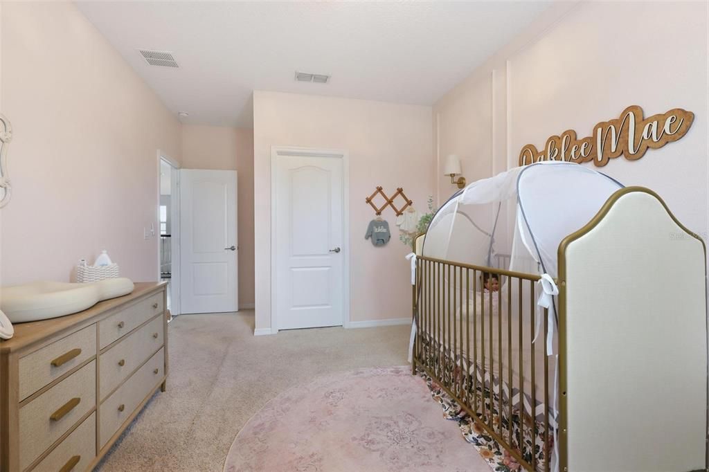 For Sale: $639,999 (5 beds, 3 baths, 3549 Square Feet)