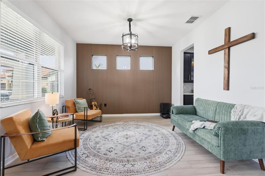 For Sale: $639,999 (5 beds, 3 baths, 3549 Square Feet)