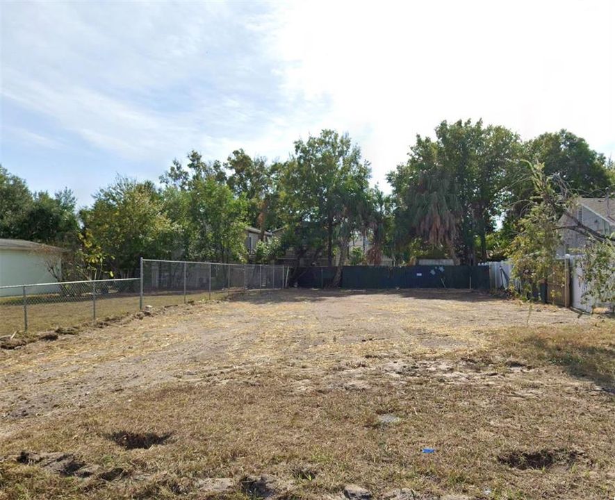 Recently Sold: $310,000 (0.11 acres)