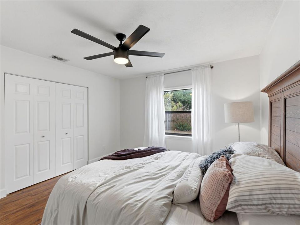 Active With Contract: $430,000 (3 beds, 2 baths, 1690 Square Feet)