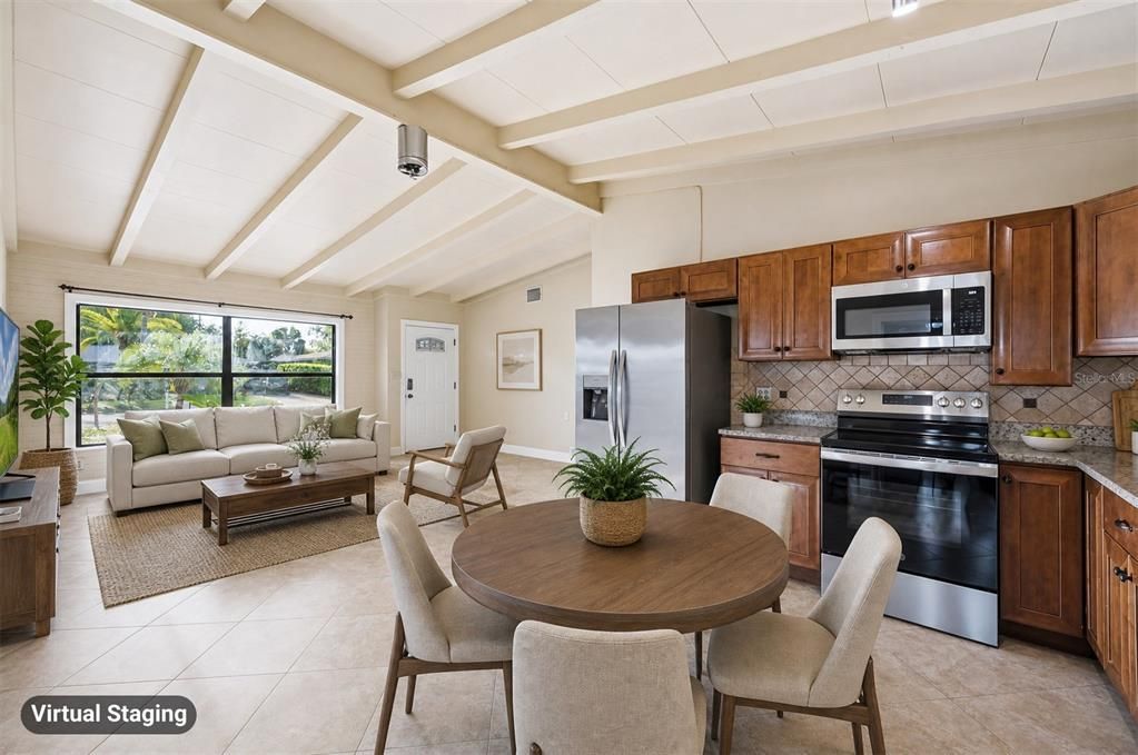 For Sale: $349,900 (3 beds, 3 baths, 1516 Square Feet)