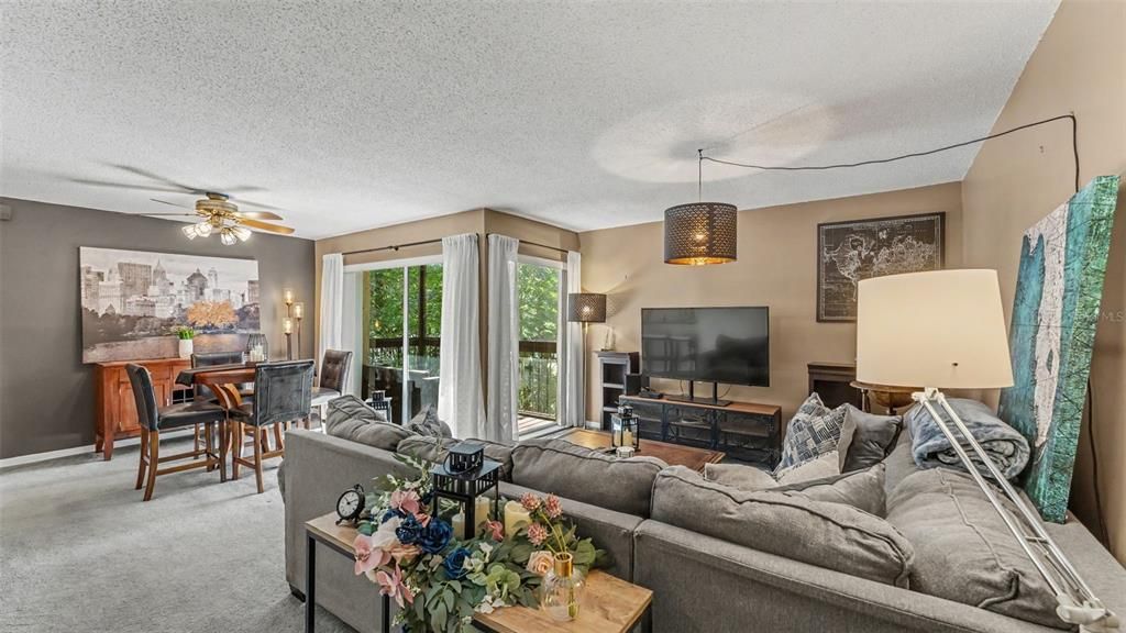 For Sale: $92,500 (1 beds, 1 baths, 854 Square Feet)