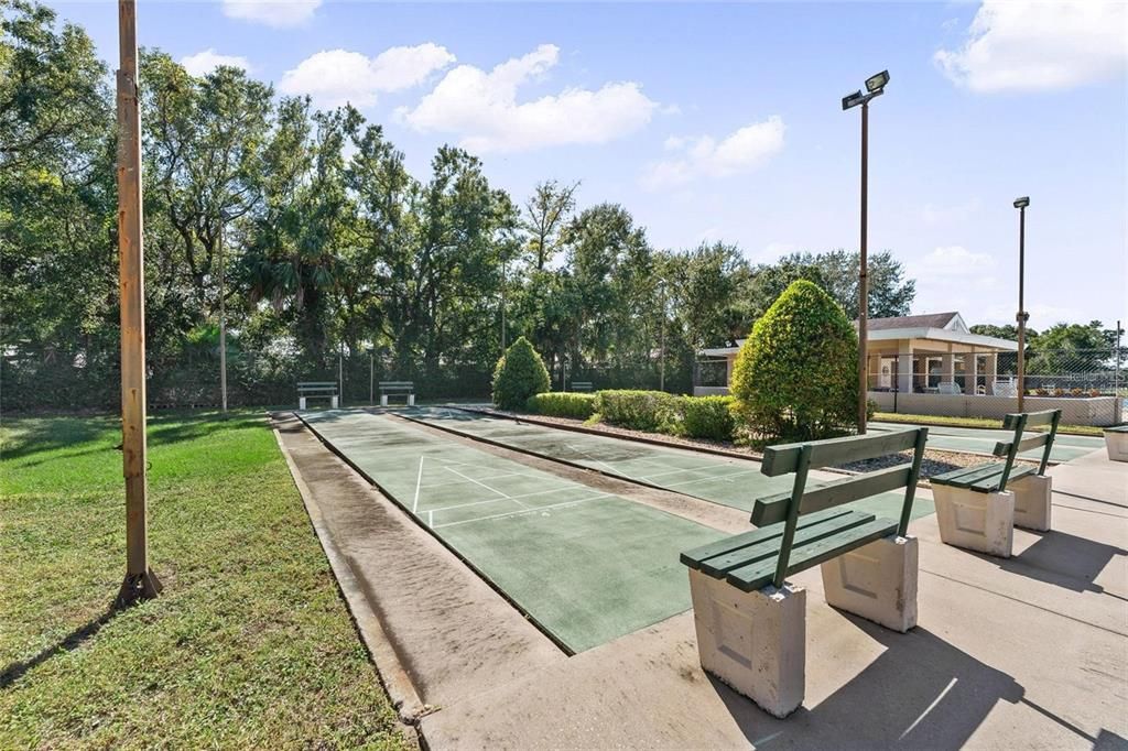 For Sale: $92,500 (1 beds, 1 baths, 854 Square Feet)