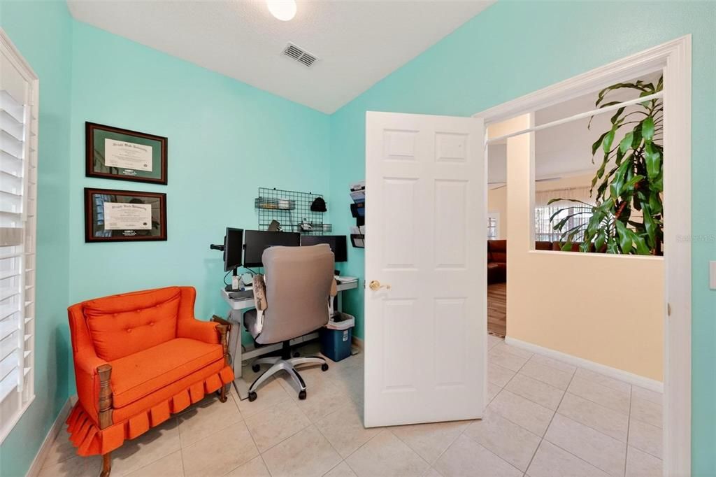 En Venta: $368,000 (2 camas, 2 baños, 2170 Pies cuadrados)