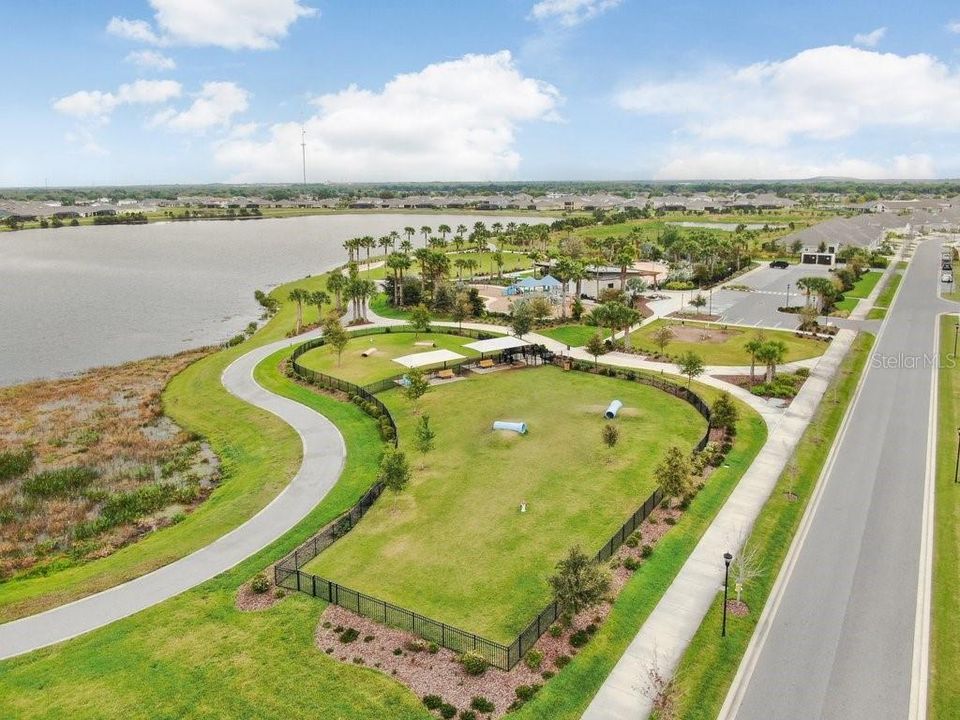 For Sale: $344,900 (4 beds, 2 baths, 1966 Square Feet)