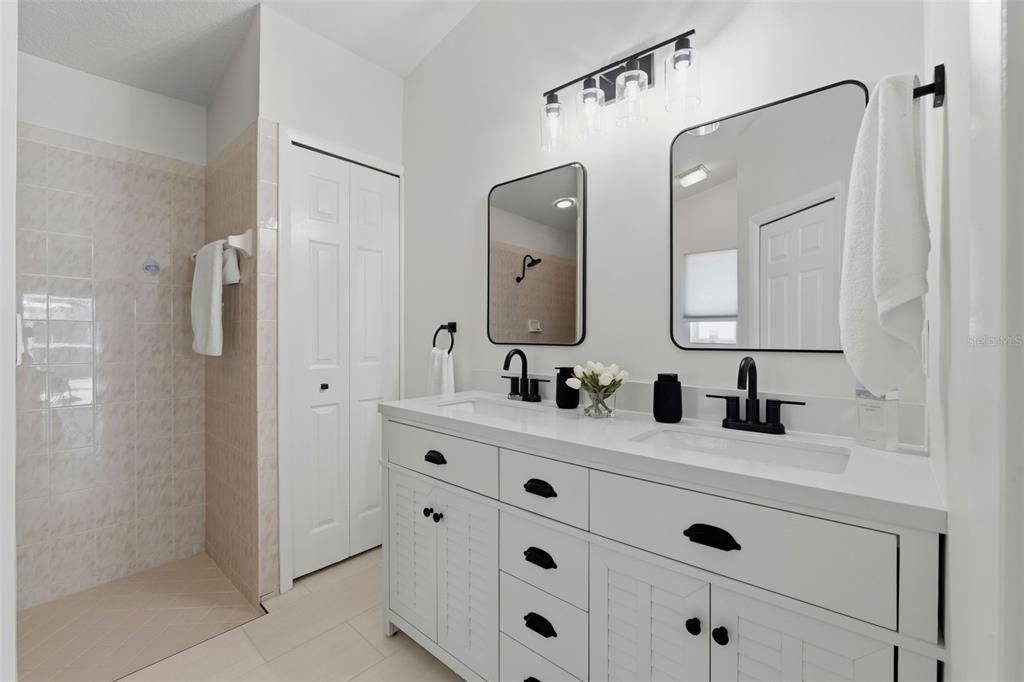For Sale: $1,075,000 (3 beds, 2 baths, 1803 Square Feet)