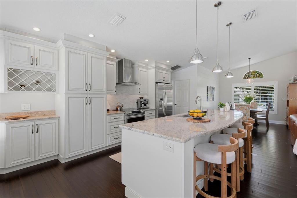 For Sale: $1,075,000 (3 beds, 2 baths, 1803 Square Feet)
