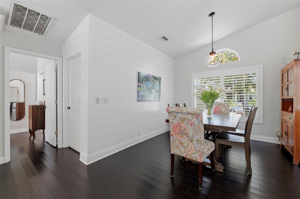 For Sale: $1,075,000 (3 beds, 2 baths, 1803 Square Feet)