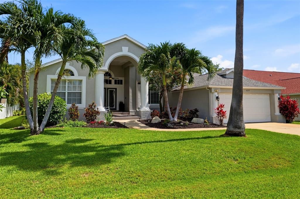 For Sale: $1,075,000 (3 beds, 2 baths, 1803 Square Feet)