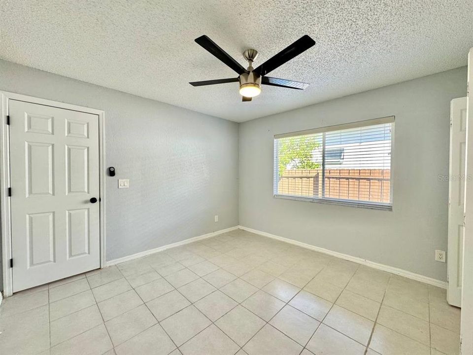 For Rent: $3,100 (4 beds, 2 baths, 2036 Square Feet)