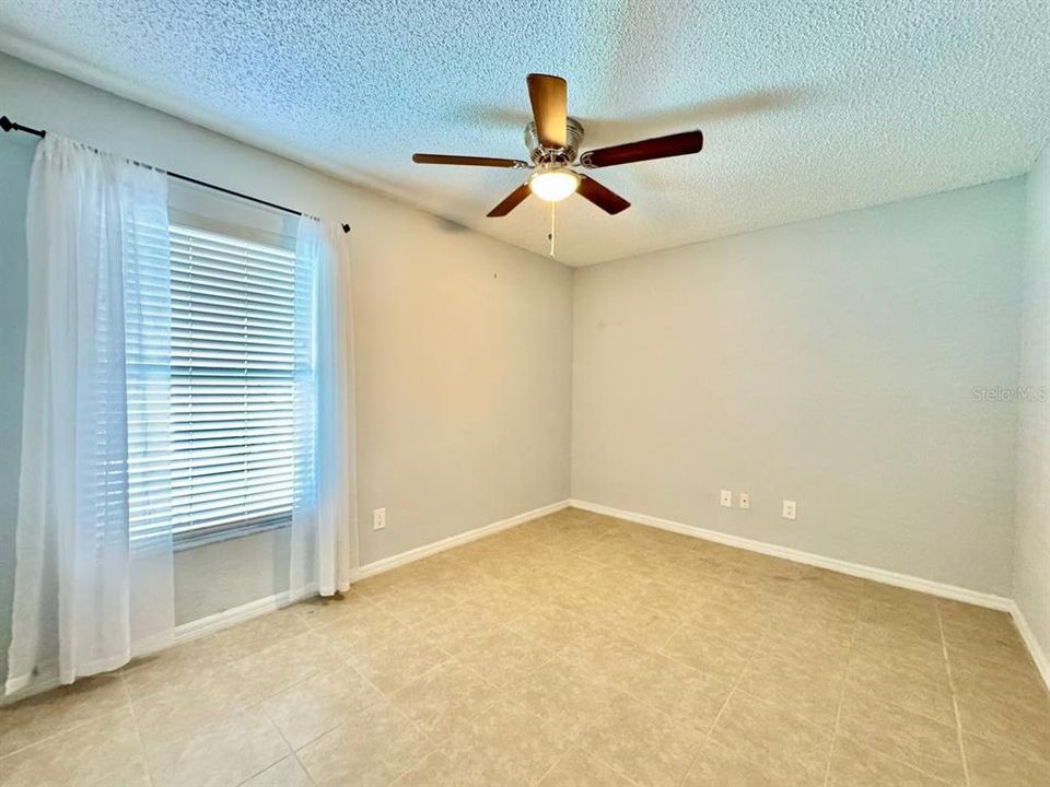 For Rent: $3,100 (4 beds, 2 baths, 2036 Square Feet)