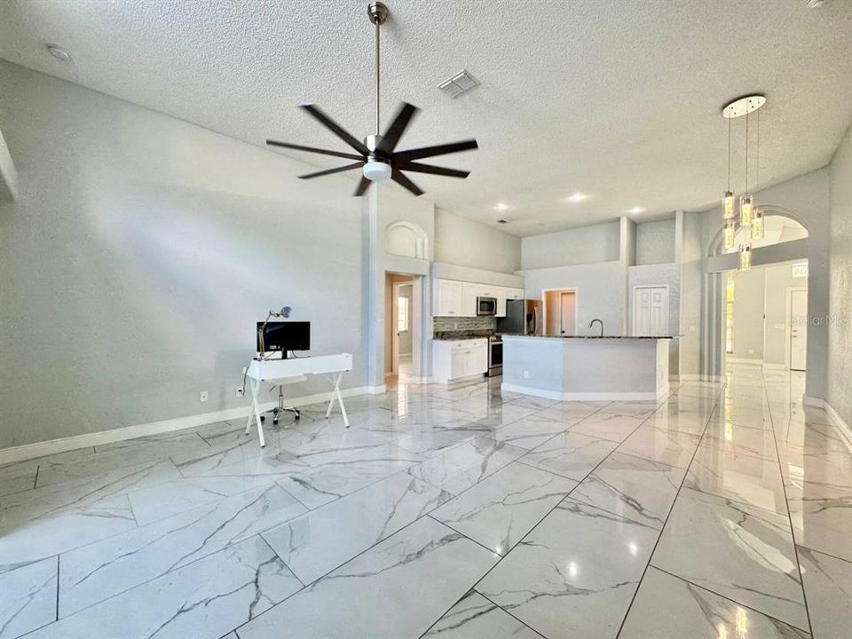 For Rent: $3,100 (4 beds, 2 baths, 2036 Square Feet)