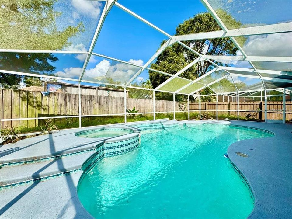 For Rent: $3,100 (4 beds, 2 baths, 2036 Square Feet)
