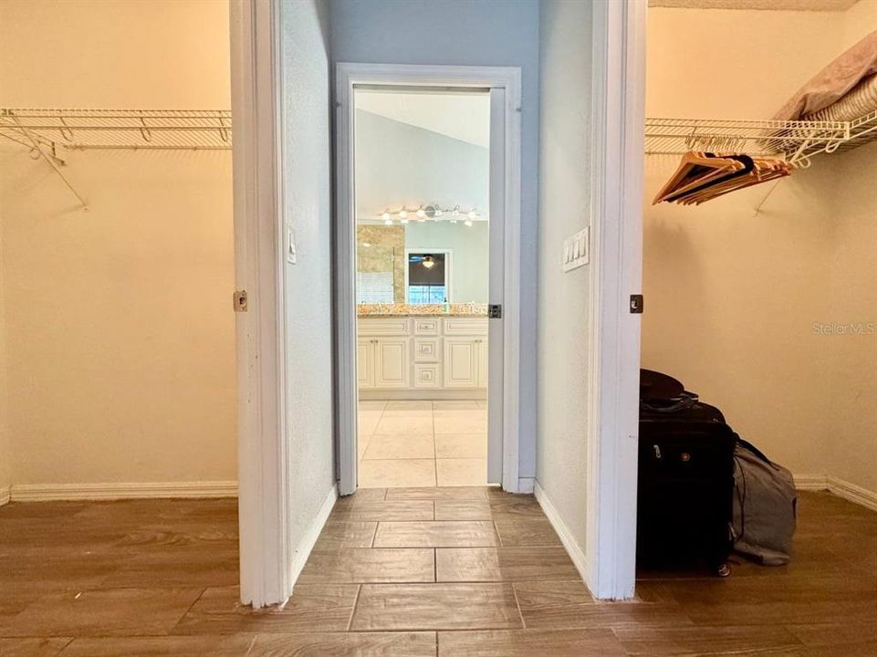 For Rent: $3,100 (4 beds, 2 baths, 2036 Square Feet)