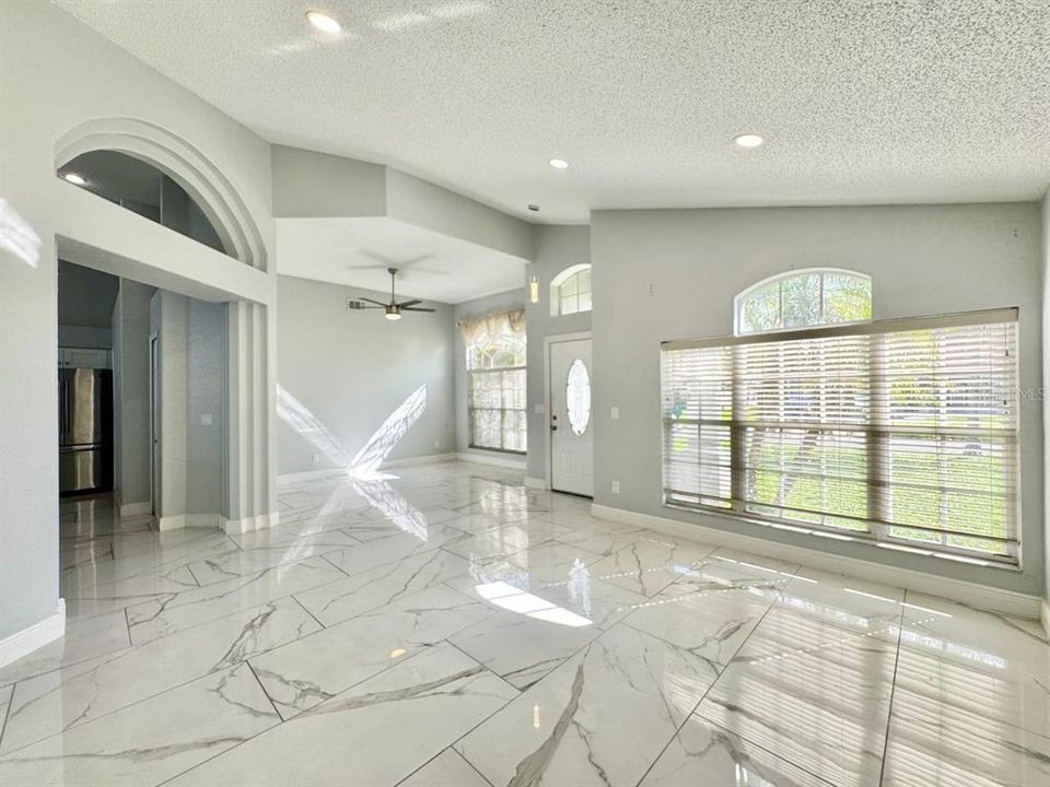 For Rent: $3,100 (4 beds, 2 baths, 2036 Square Feet)