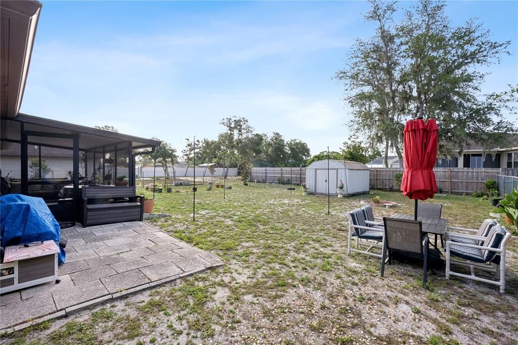 For Sale: $279,999 (3 beds, 2 baths, 1036 Square Feet)