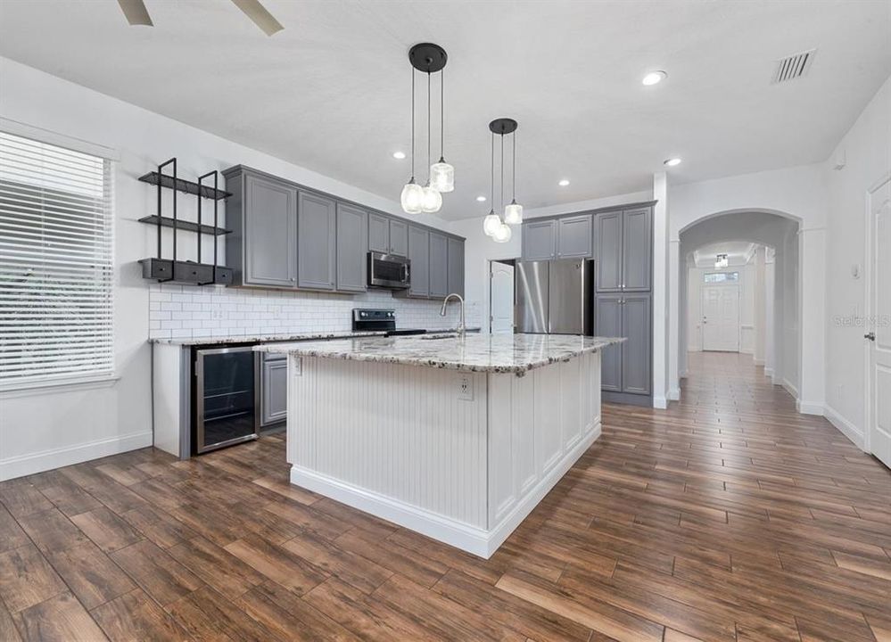 Active With Contract: $3,600 (5 beds, 3 baths, 3038 Square Feet)