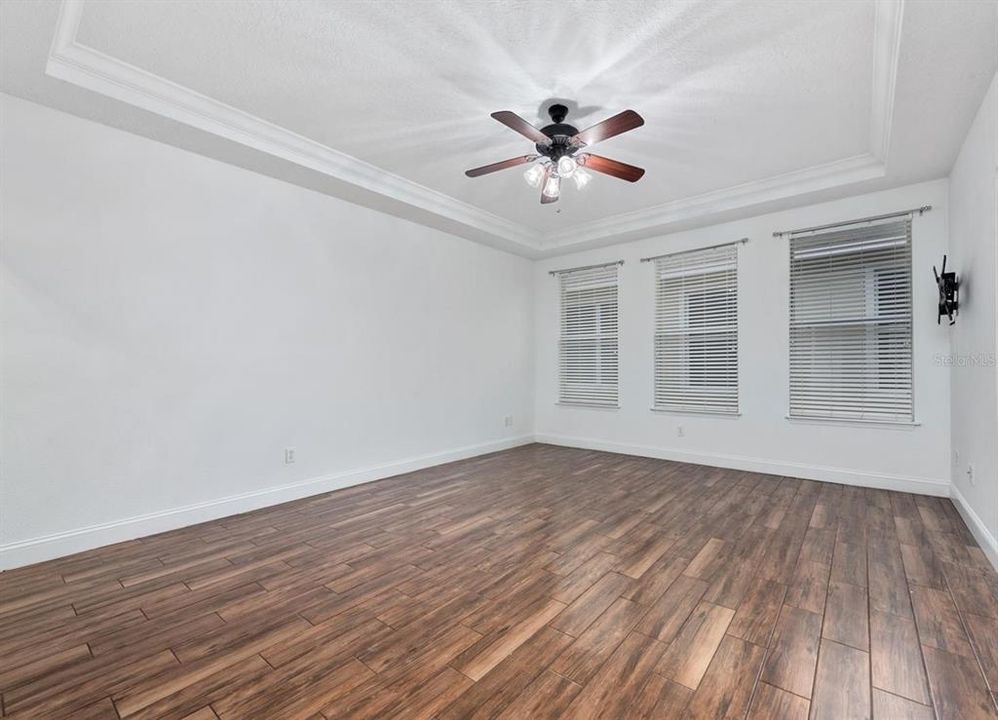 Active With Contract: $3,600 (5 beds, 3 baths, 3038 Square Feet)