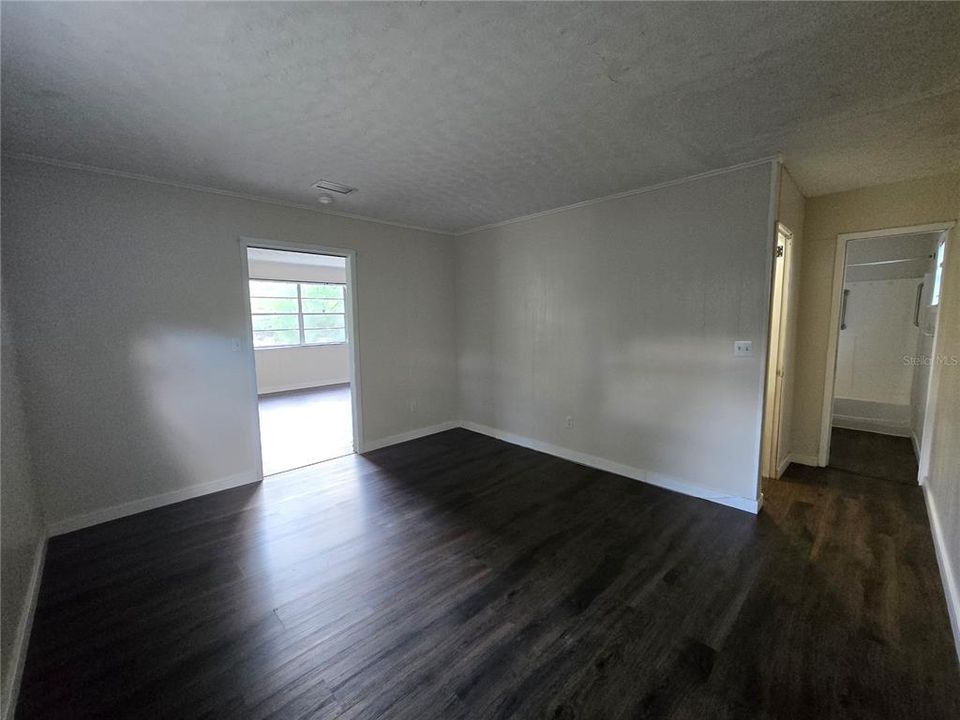 For Sale: $350,000 (5 beds, 2 baths, 2041 Square Feet)