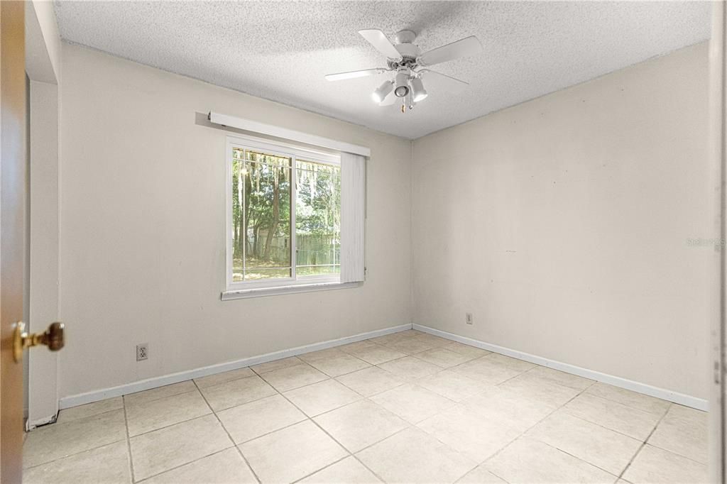 For Sale: $219,000 (3 beds, 2 baths, 1196 Square Feet)