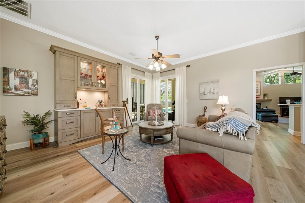 Active With Contract: $998,900 (3 beds, 3 baths, 2214 Square Feet)