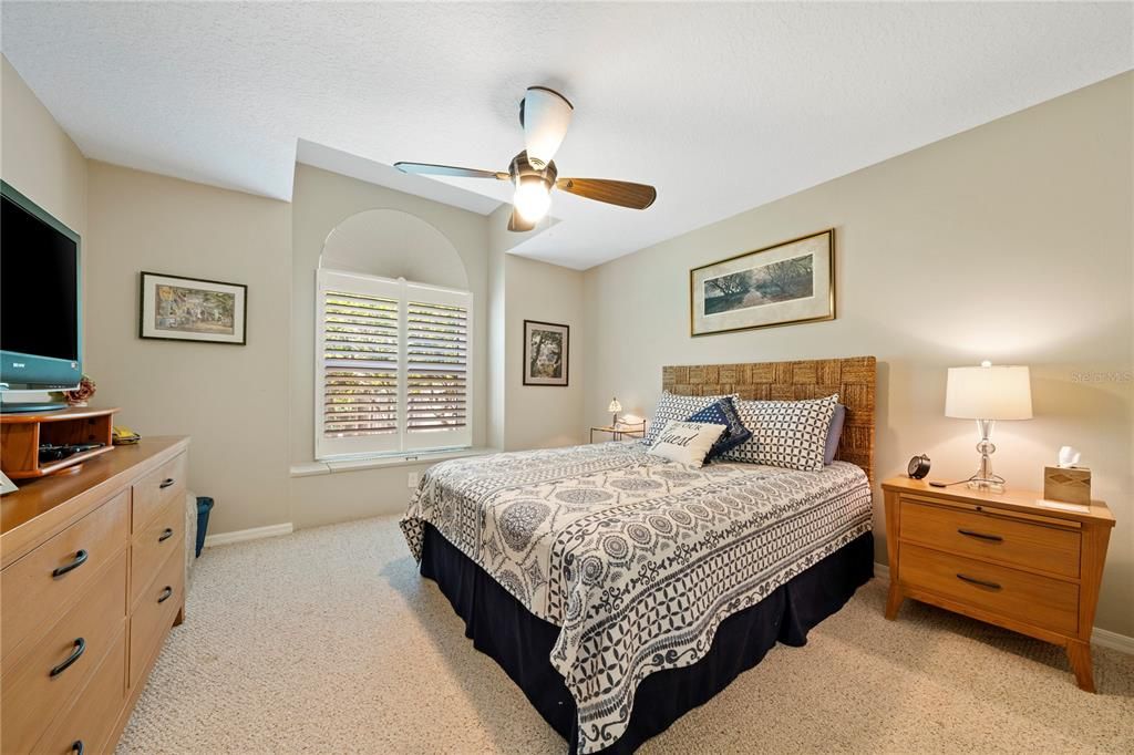 Active With Contract: $998,900 (3 beds, 3 baths, 2214 Square Feet)