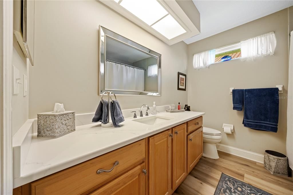 Active With Contract: $998,900 (3 beds, 3 baths, 2214 Square Feet)