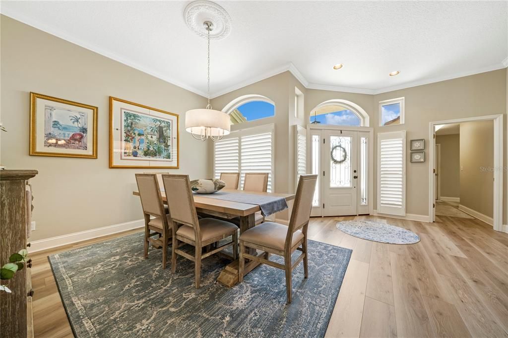 Active With Contract: $998,900 (3 beds, 3 baths, 2214 Square Feet)
