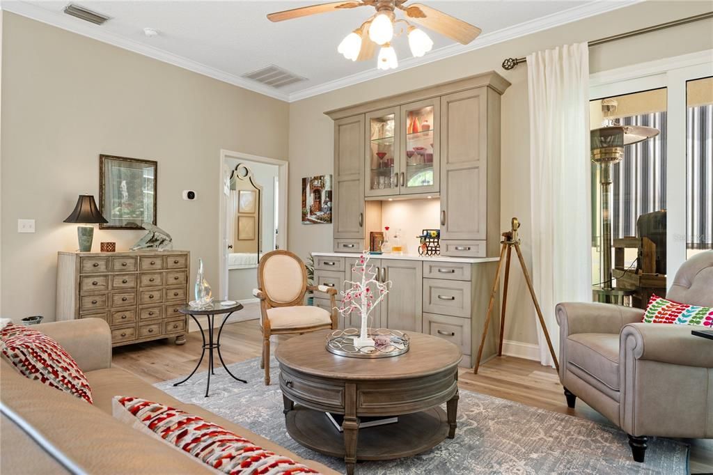 Active With Contract: $998,900 (3 beds, 3 baths, 2214 Square Feet)