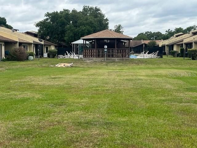 For Sale: $102,000 (2 beds, 2 baths, 1252 Square Feet)