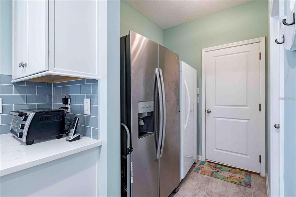 For Sale: $850,000 (5 beds, 4 baths, 3100 Square Feet)