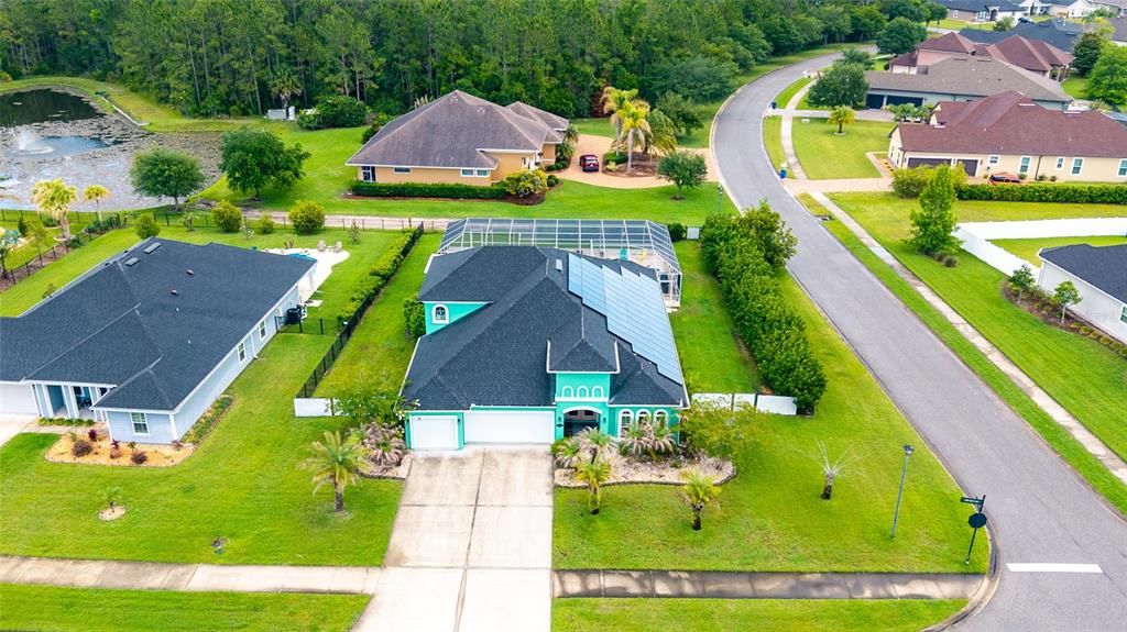 For Sale: $850,000 (5 beds, 4 baths, 3100 Square Feet)