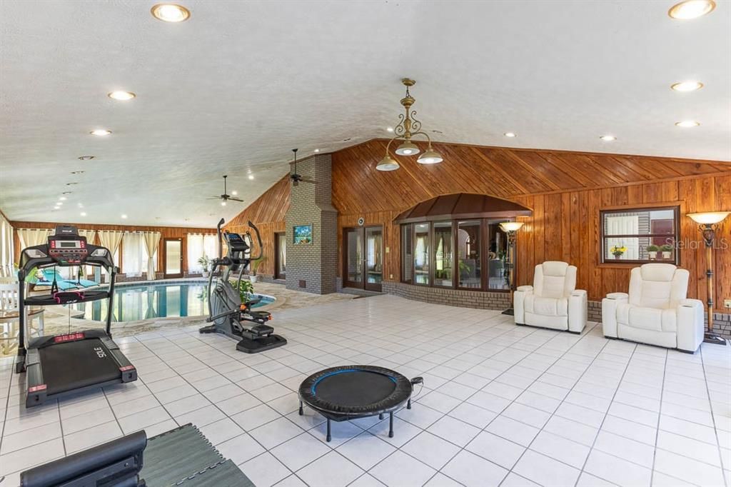 For Sale: $1,200,000 (4 beds, 4 baths, 4191 Square Feet)