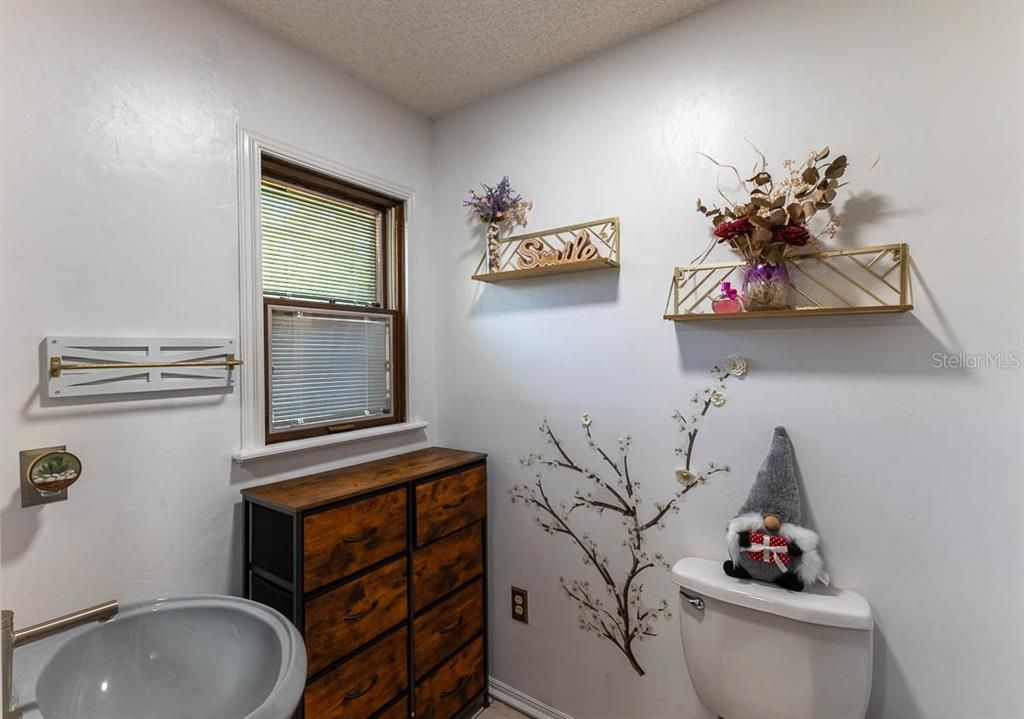 For Sale: $1,200,000 (4 beds, 4 baths, 4191 Square Feet)