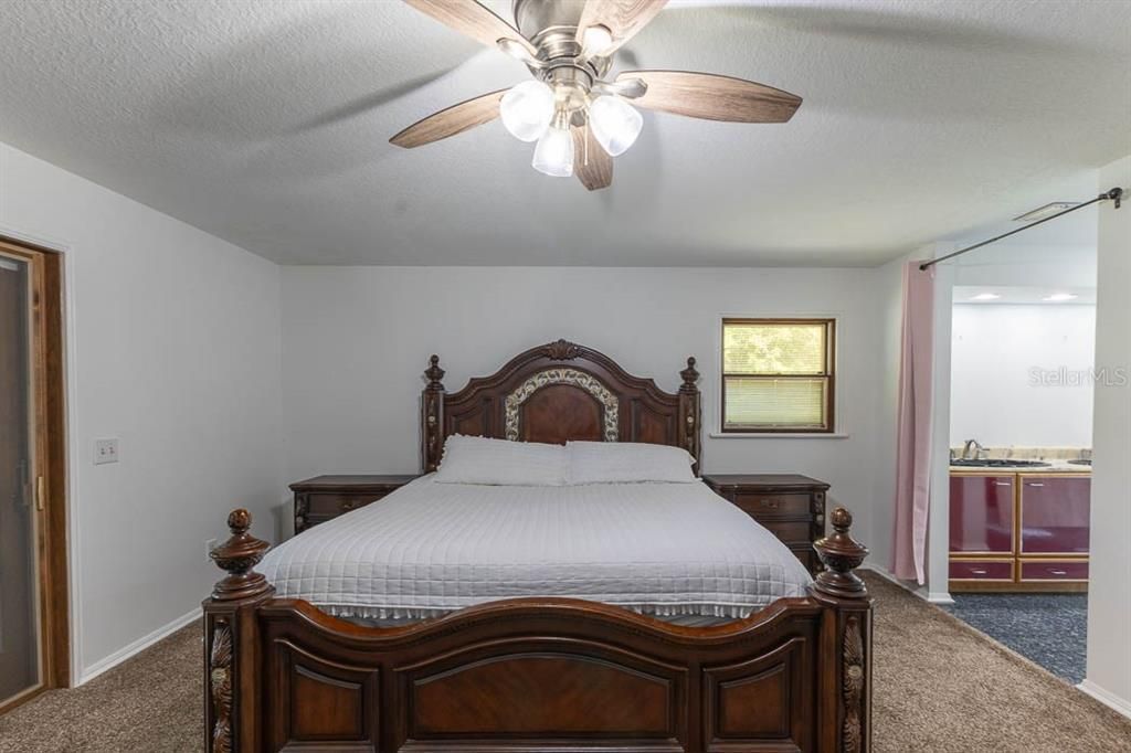 For Sale: $1,200,000 (4 beds, 4 baths, 4191 Square Feet)
