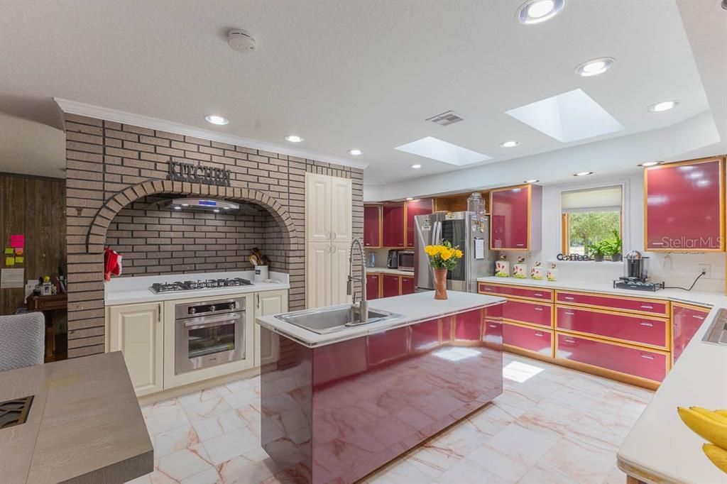 For Sale: $1,200,000 (4 beds, 4 baths, 4191 Square Feet)