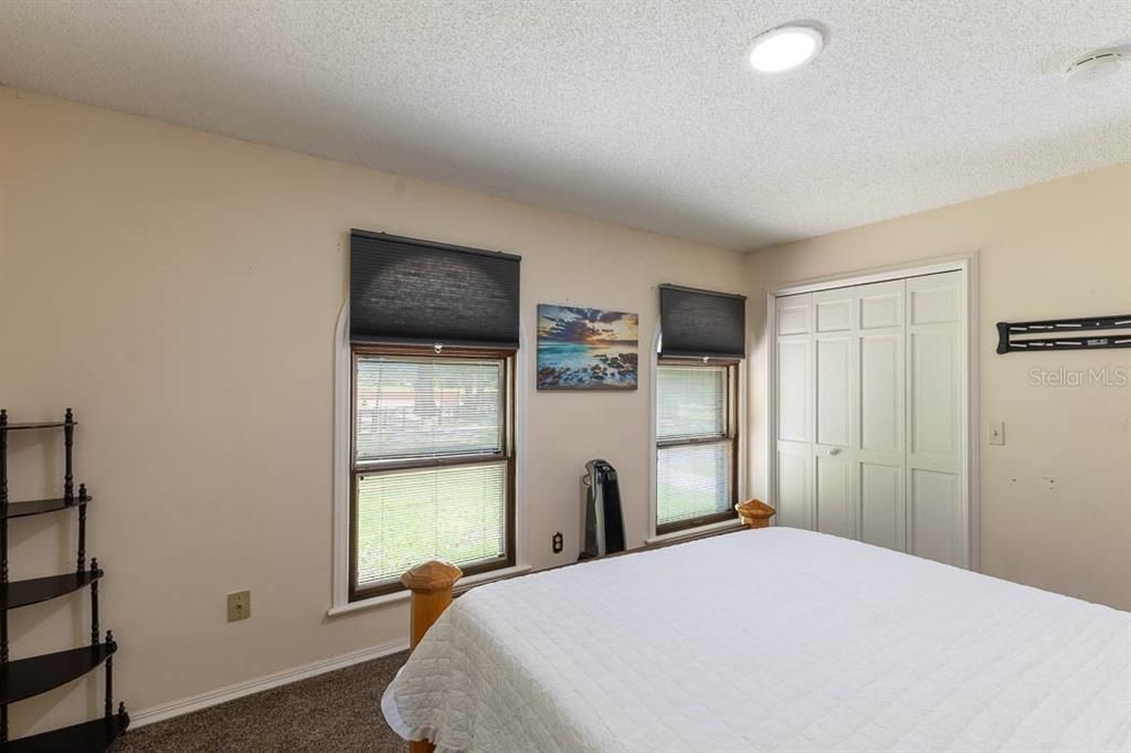 For Sale: $1,200,000 (4 beds, 4 baths, 4191 Square Feet)