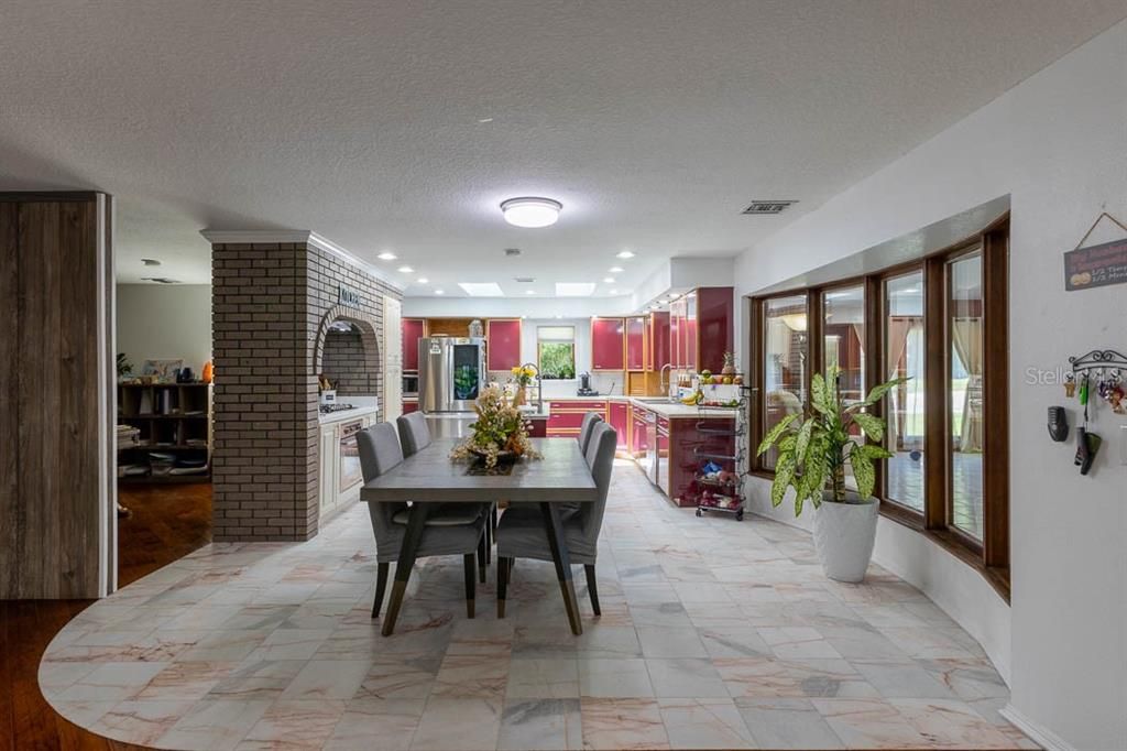 For Sale: $1,200,000 (4 beds, 4 baths, 4191 Square Feet)
