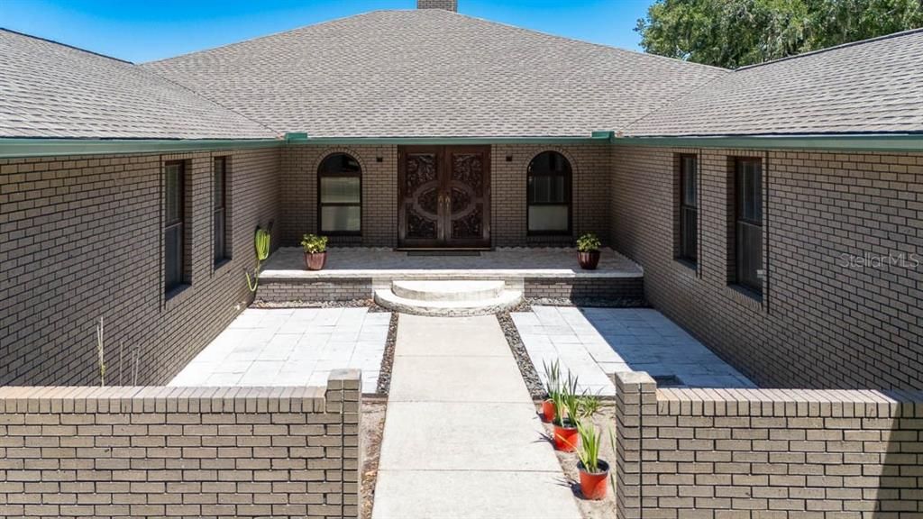 For Sale: $1,200,000 (4 beds, 4 baths, 4191 Square Feet)