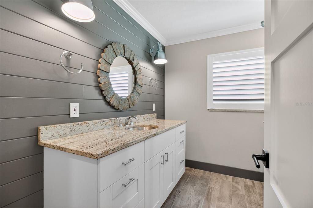 Active With Contract: $1,820,000 (3 beds, 2 baths, 2400 Square Feet)