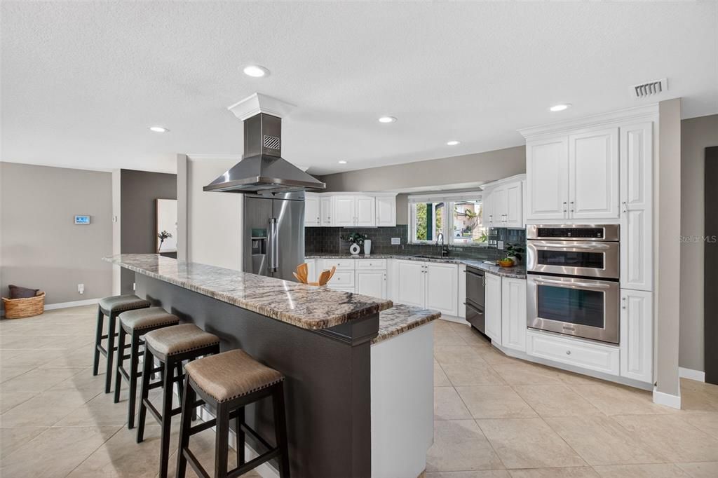 Active With Contract: $1,820,000 (3 beds, 2 baths, 2400 Square Feet)