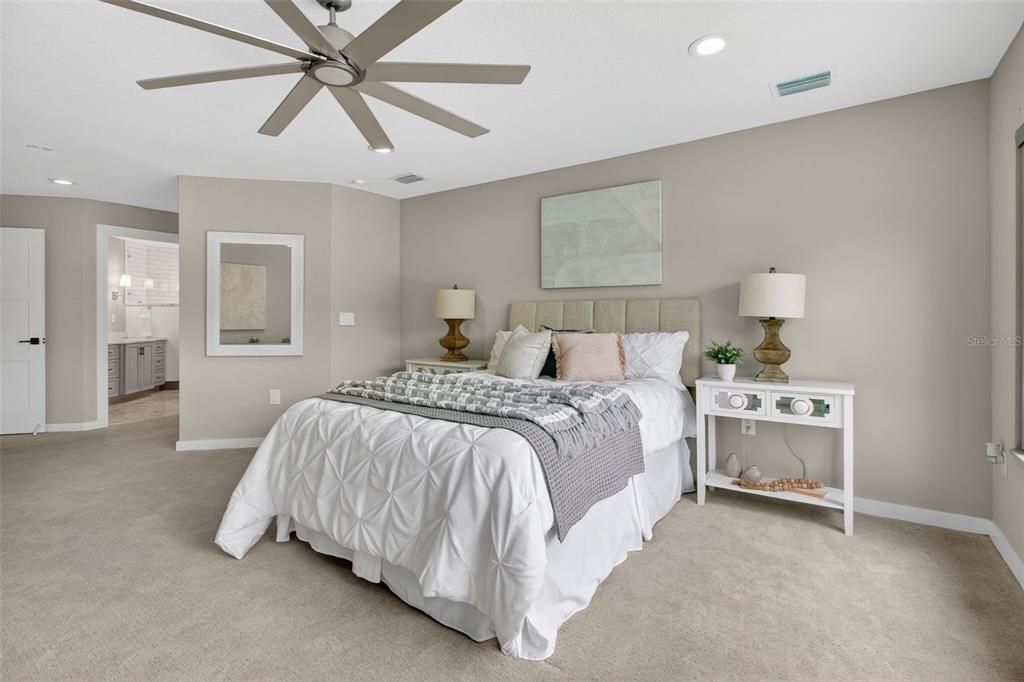 Active With Contract: $1,820,000 (3 beds, 2 baths, 2400 Square Feet)