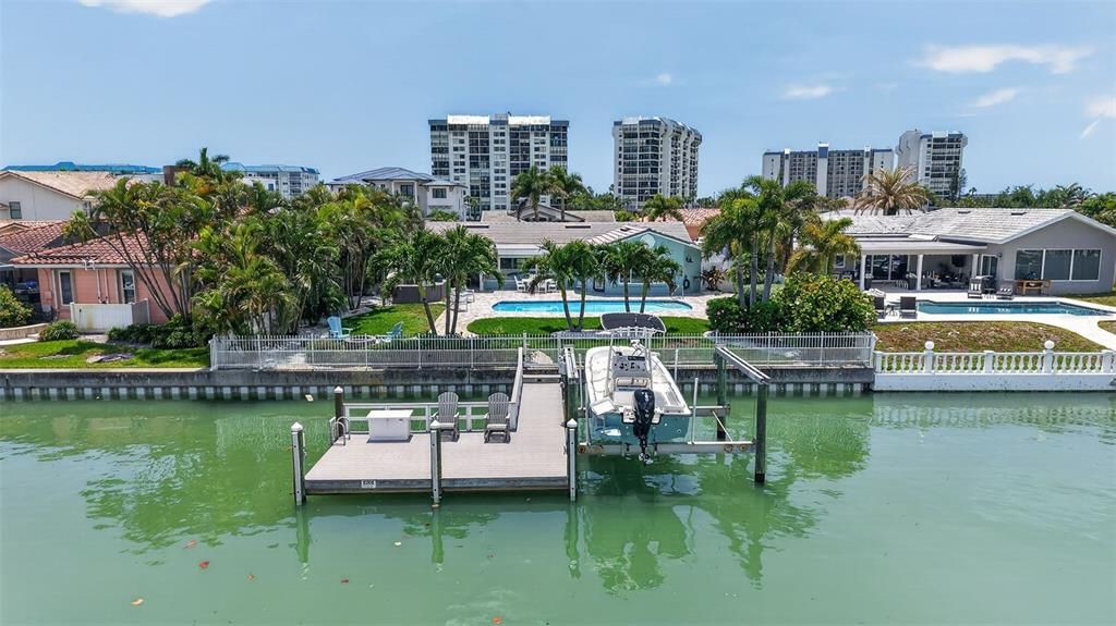 Active With Contract: $1,820,000 (3 beds, 2 baths, 2400 Square Feet)