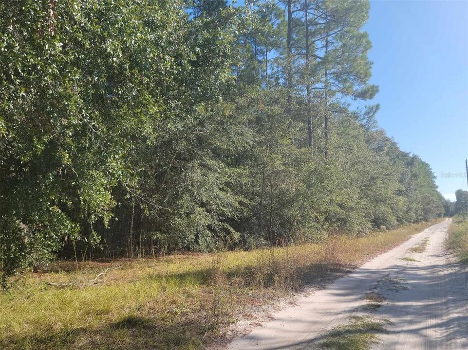 En Venta: $115,000 (4.29 acres)